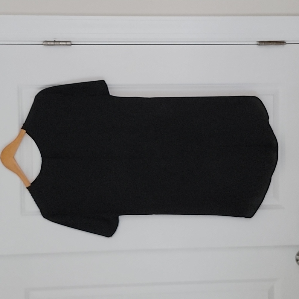 BCBGMaxAzria Tunic - Picture 3 of 6